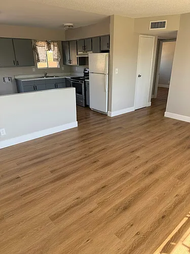718 S Horne #716 Photo 1