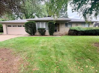 53598 Franklin Dr, Shelby Township, MI 48316