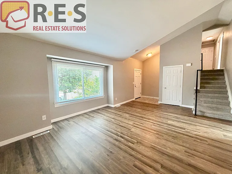 3669 S Gibralter Cir — Photo 4