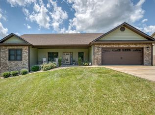 892 Vines Farm Ln, Jonesborough, TN 37659