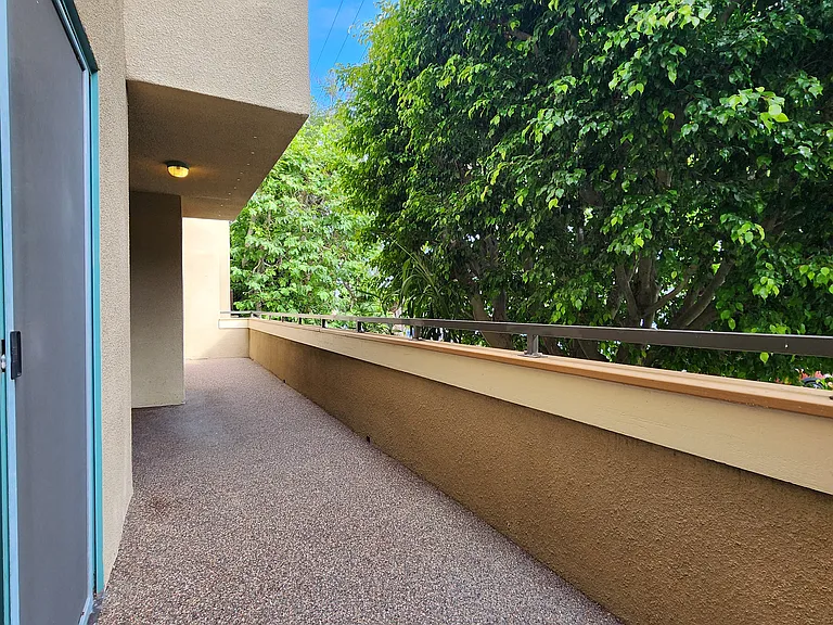 1444 S. Saltair — Photo 32