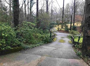 425 Forest Hills Dr, Sandy Springs, GA
