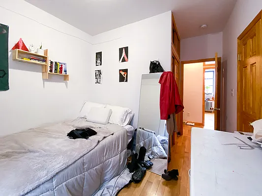 Rented by Compass | media 11
