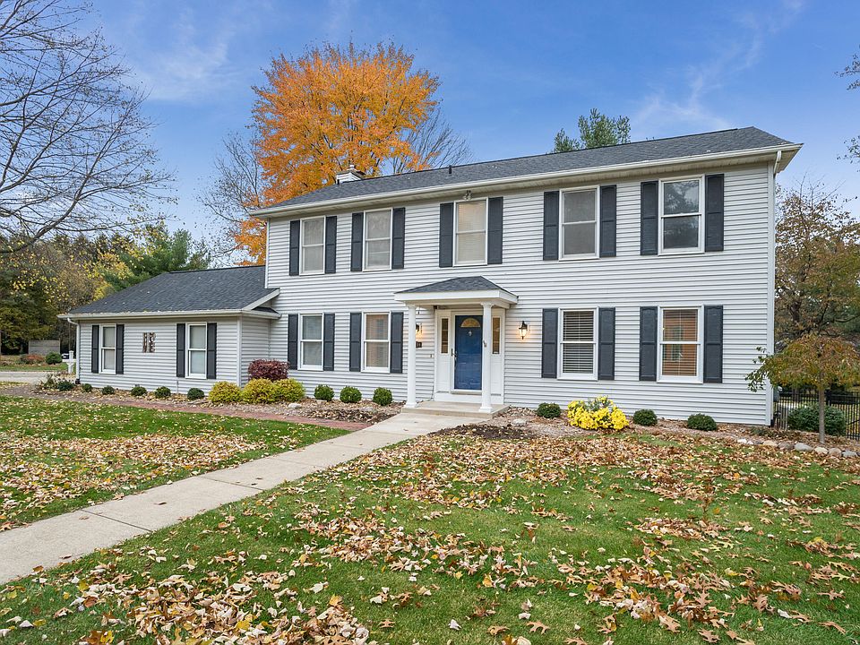 1st image of 6704 Pleasantview Dr