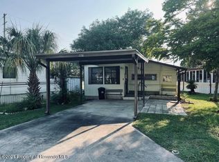 9584 Gray Fox Dr, Weeki Wachee, FL 34613