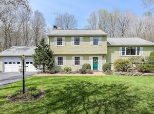 457 Warpas Rd, Madison, CT 06443