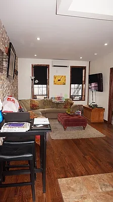 Rented by Citi Nest Group LLC | media 18