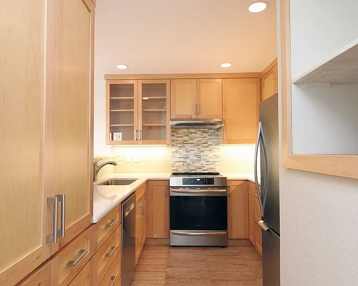 1320 SW Hall St #202 — Photo 11