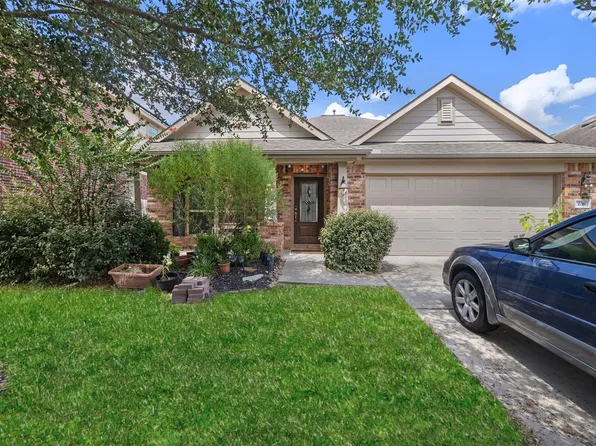 636 Maple Point Dr E, Conroe, TX 77301