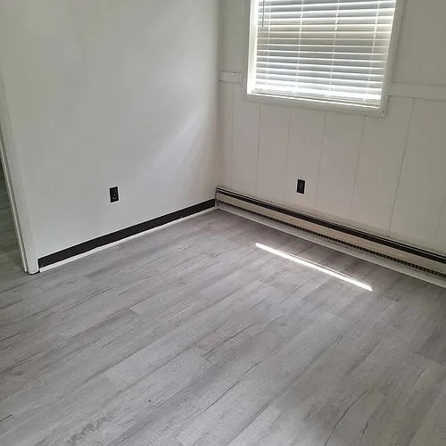 232 W Main St #6 Photo 1