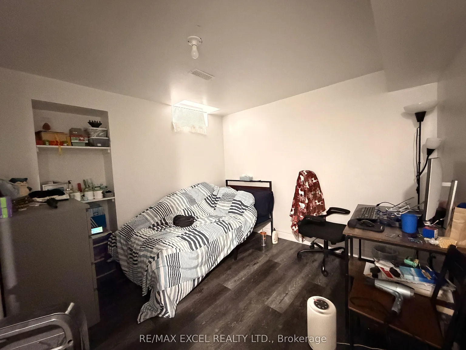 3 bed, $2,200 — Photo 4