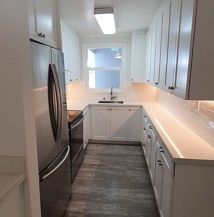4th image of 1738 Maryland St
