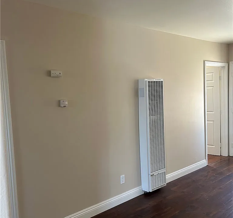 626 W 59th Pl