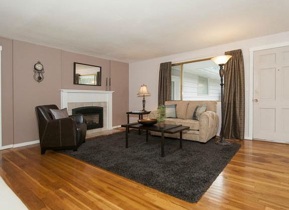 5th image of 10566 NE 137th Pl