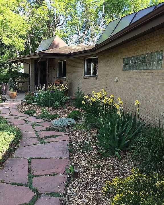 1st image of 420 Grand Ct