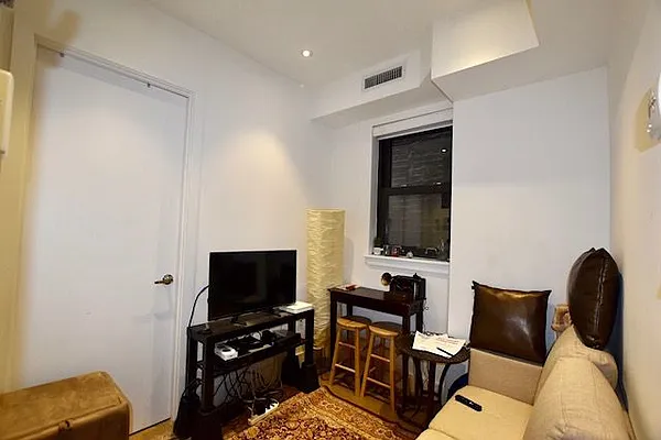 Rented by REAL New York | media 4