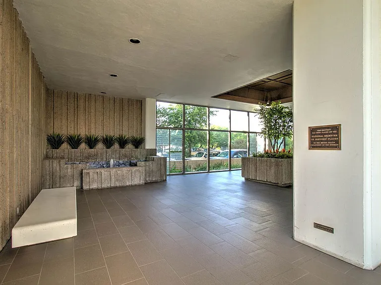 2323 N Central Ave #1803 — Photo 8