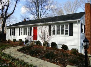 8716 Leroy Pl, Fairfax, VA 22031