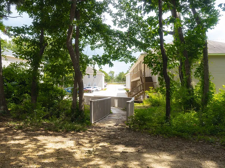 Magnolia Trace — Photo 23