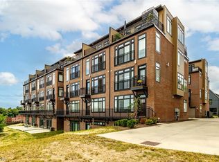 2265 W 19th St, Cleveland, OH