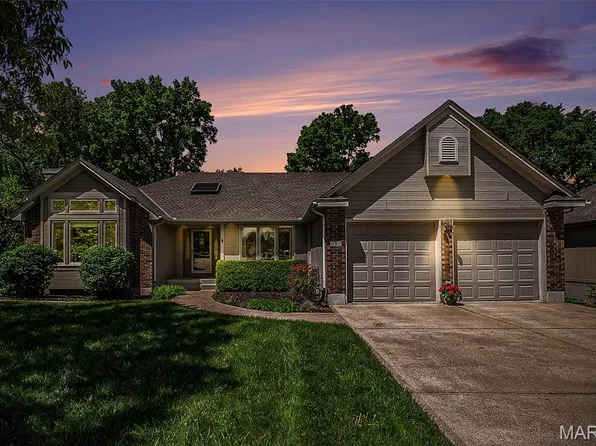 412 SE Battery Dr, Lees Summit, MO 64063