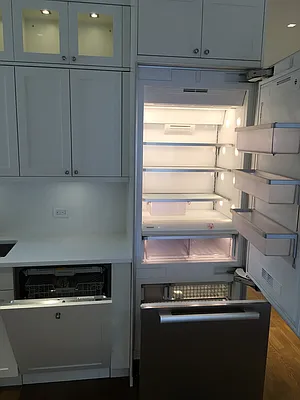 Rented by Mann Maurice A | media 24