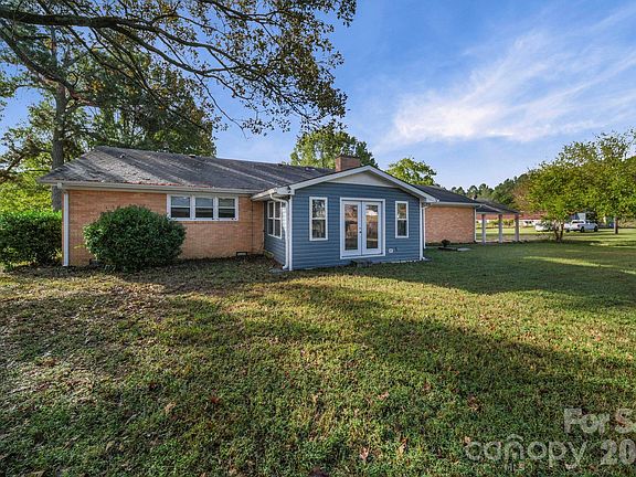 5th image of 5221 Gilboa Rd