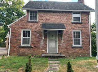 60 Woodport Rd, Sparta, NJ 07871