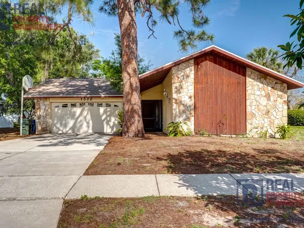 1370 Palmwood Dr, Sarasota, FL 34232