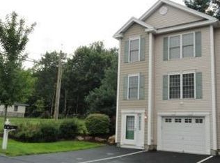 9 Eastwood Way, Manchester, NH 03109