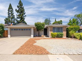 55 Ardsley Cir, Sacramento, CA