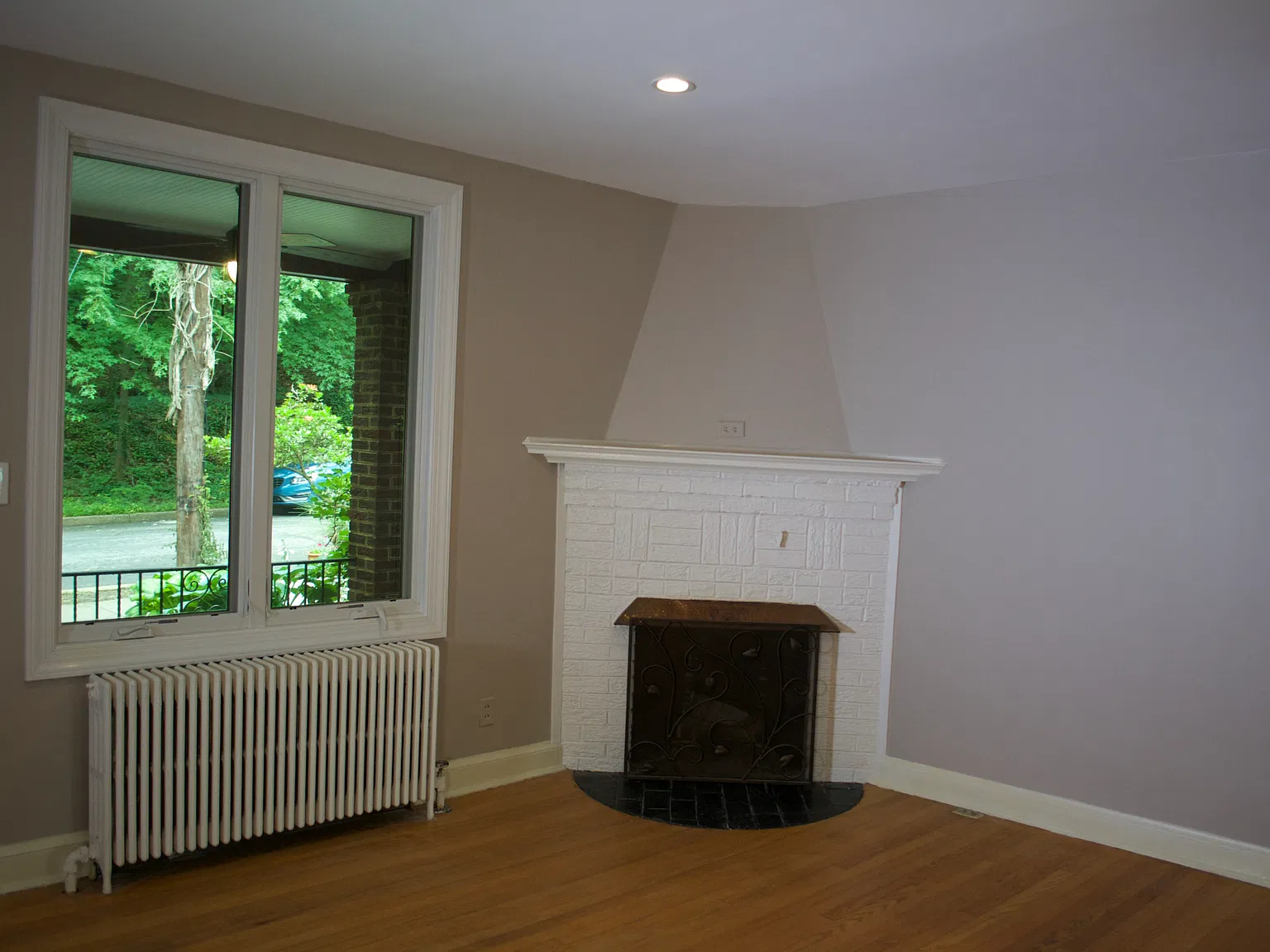 3 bed, 2.5 bath, 1820 sqft, $4,950 — Photo 2
