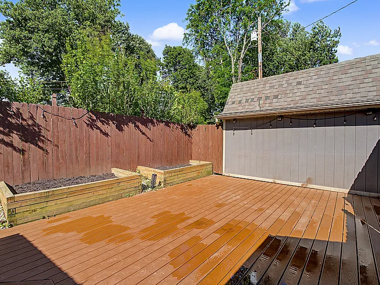2205 Tampico Trl — Photo 33