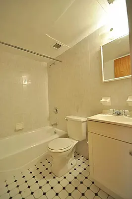 Rented by Compass | media 10