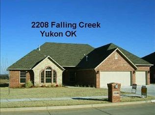 2208 Falling Springs Ln, Yukon, OK 73099