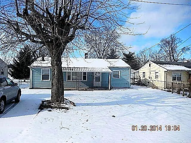3118 Finley St photo 1