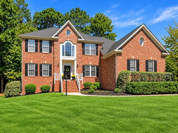 100 Hemingford Grey Ct, Cary, NC 27518