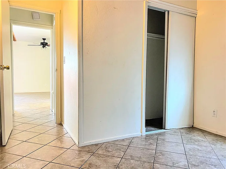 815 W Avenue H7 — Photo 33