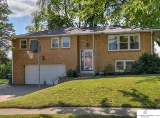 9514 Linden Ave, Bellevue, NE 68147