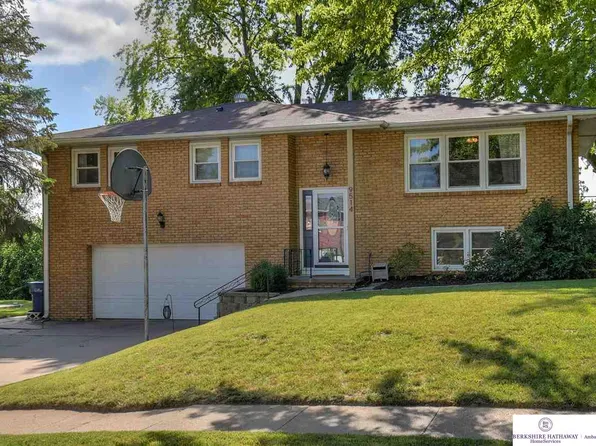 9514 Linden Ave, Bellevue, NE 68147