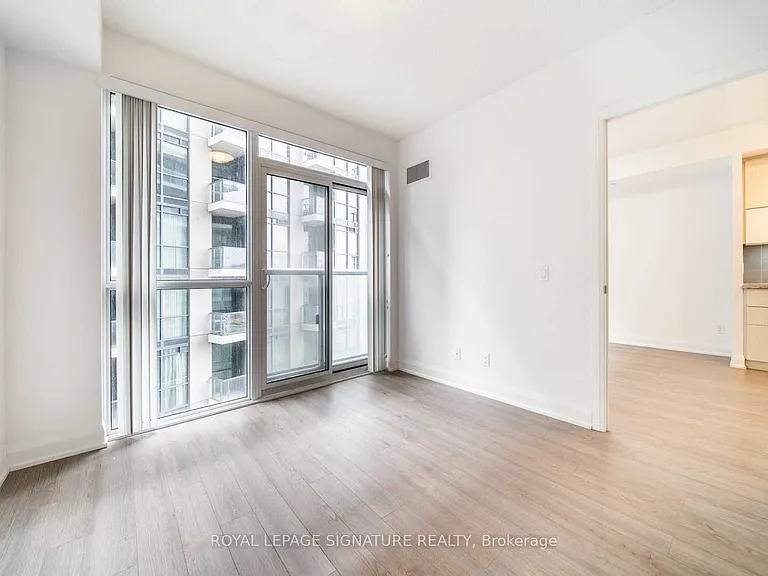 56 Annie Craig Dr #406 — Photo 10