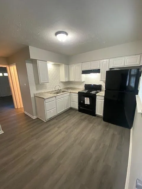 568 Anniston Dr