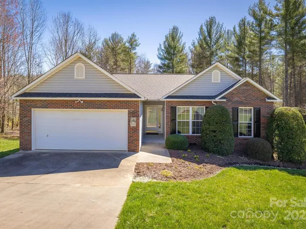 105 S River Glen Dr, Morganton, NC 28655