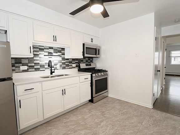 3rd image of 10408 Michael Todd Ter APT 2E