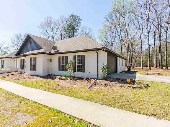 4th image of 8700 Old Warren Rd