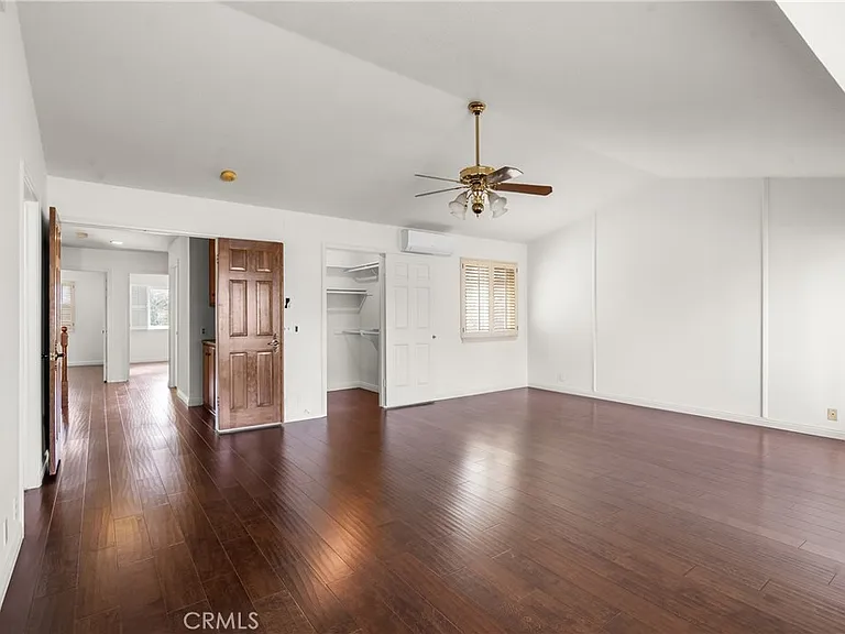 11861 Darby Ave — Photo 25