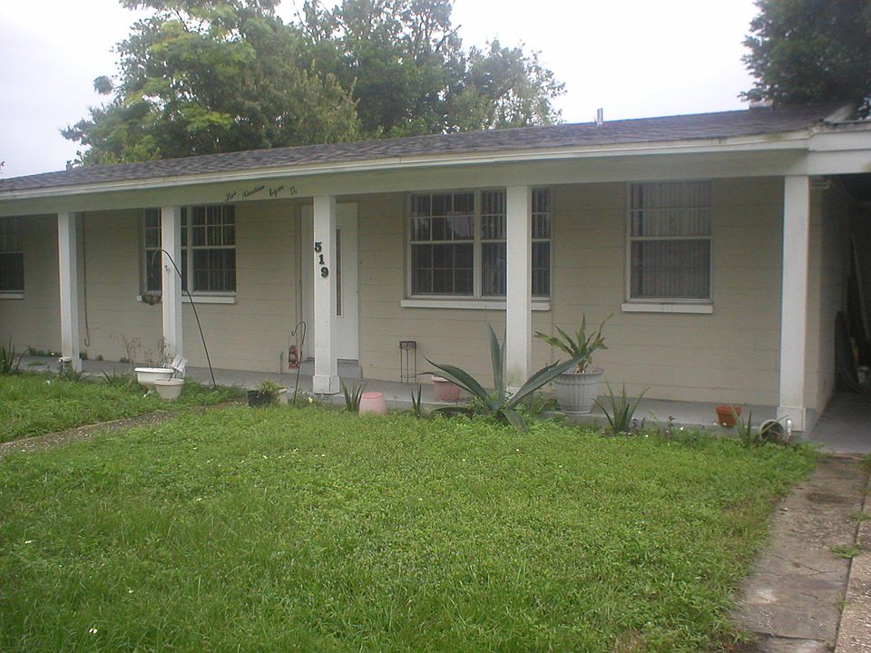 1st image of 519 Egan Dr