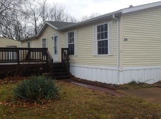 319 Westview Dr, Pacific, MO 63069