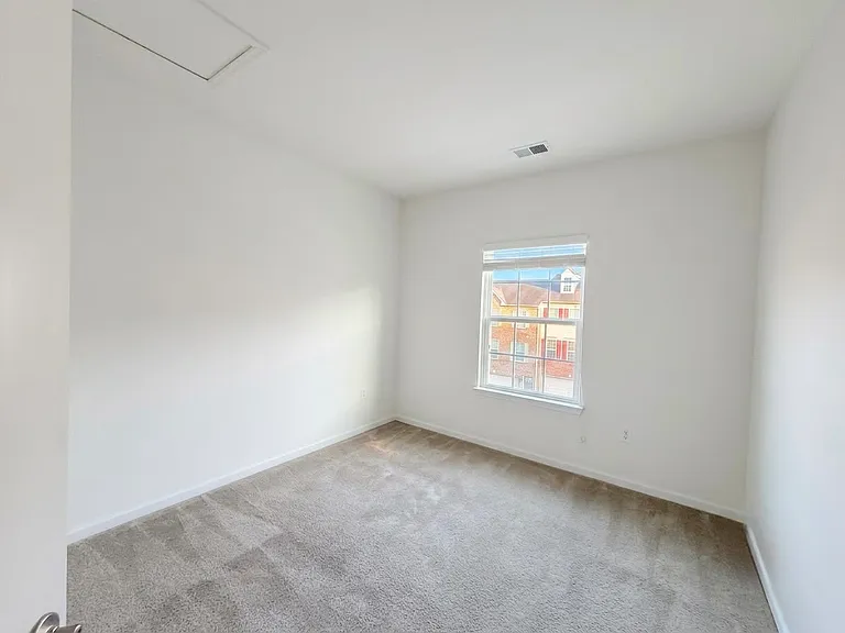 6314 Halsted Ave — Photo 19