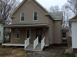 9 1/2 Grove St, Attleboro, MA 02703